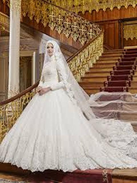 جملة فساتين الزفاف في تركيا